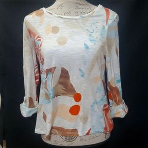 CHICO'S 3/4 sleeve like new condition size 0 multi color shirt.